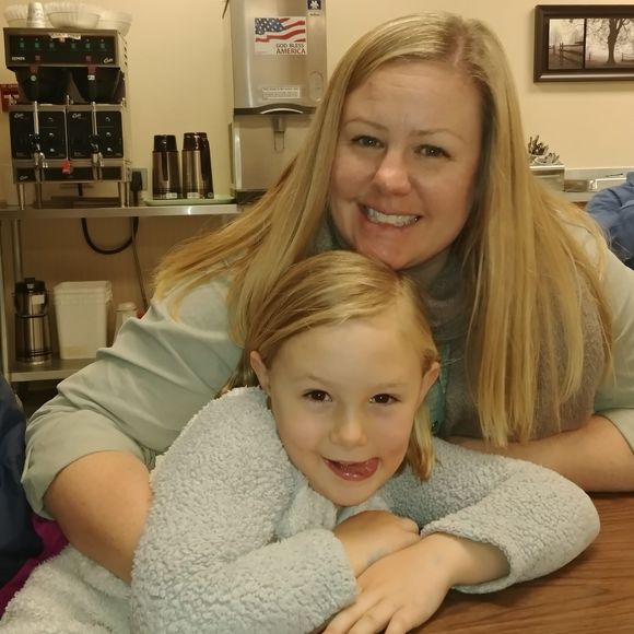 Meet your Posher, Natalie - Picture 1 of 1